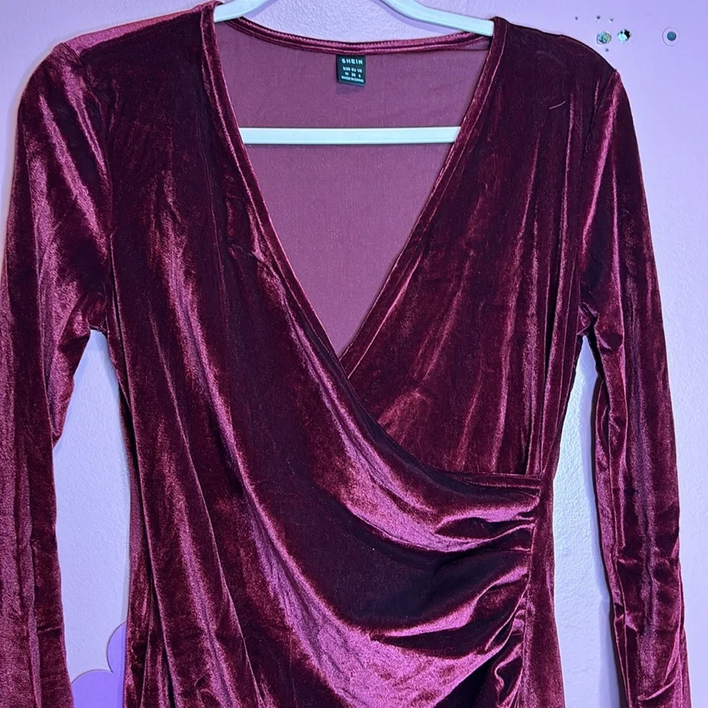 SHEIN burgundy crush velvet dress - Picture 2 of 5